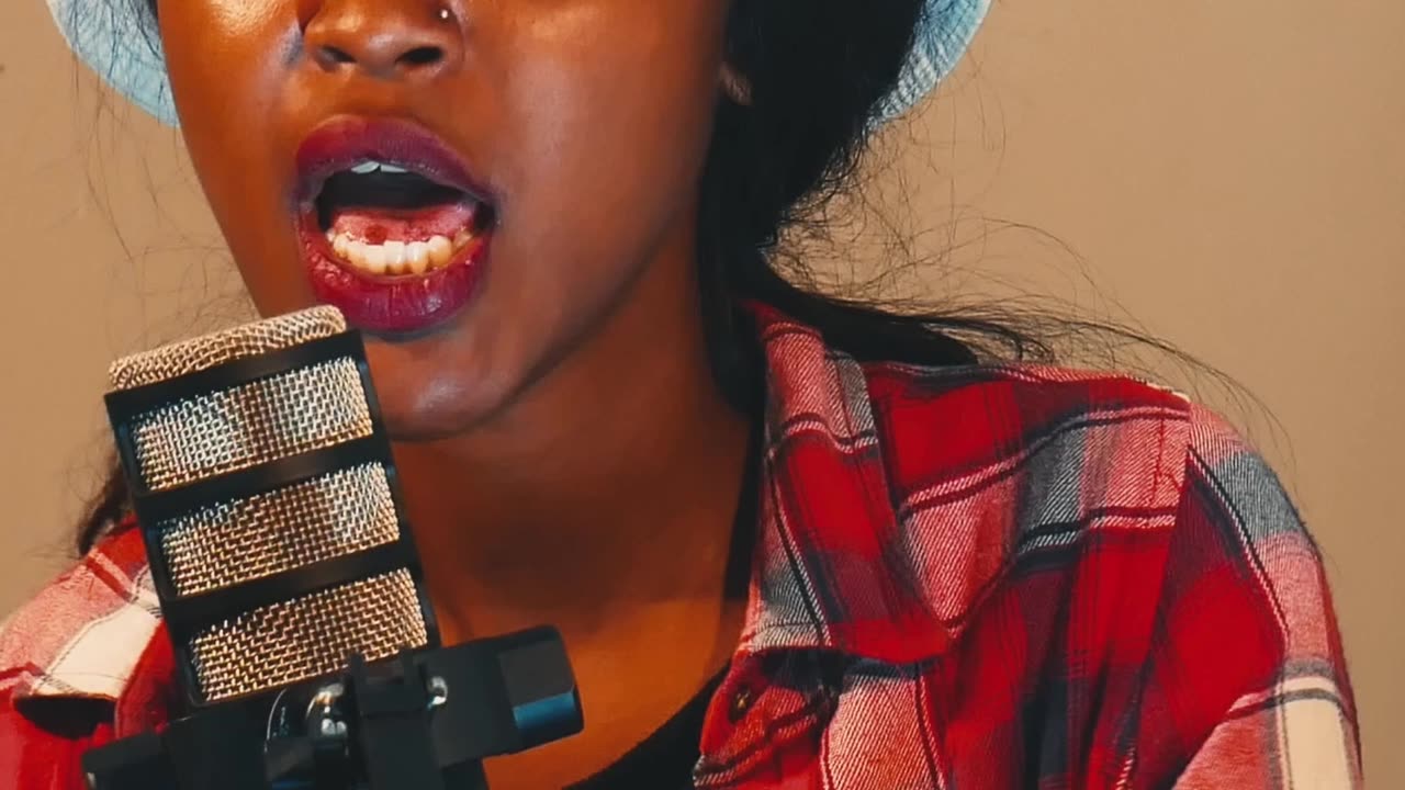 MSAFARI - SIO RAHISI Ft. Love Wanjiru