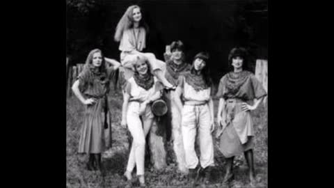 Můj chlap se toulá - Schovanky