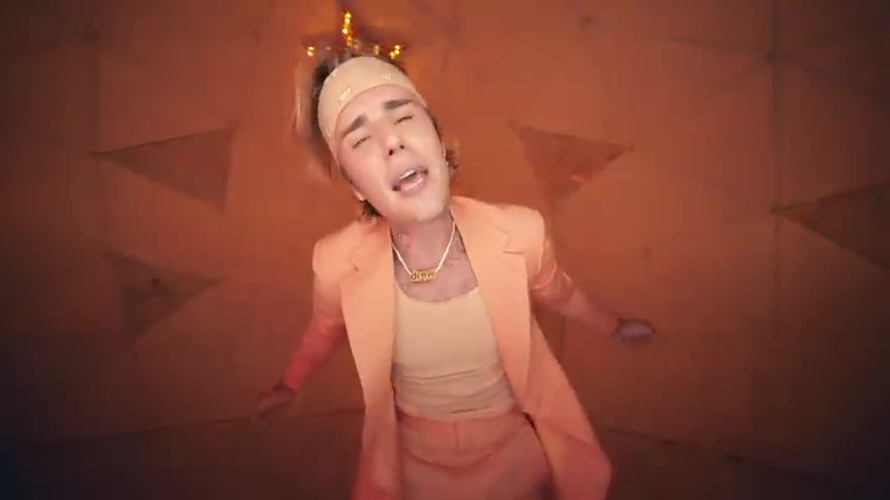 Justine Biber - Peaches ft. Daniel Caesar Giveon