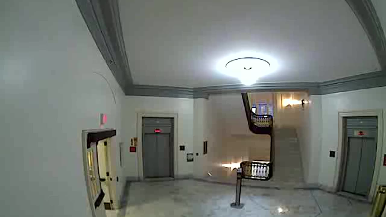 3485CHOB01Stair6_2021-01-06_07h00min03s660ms.mp4