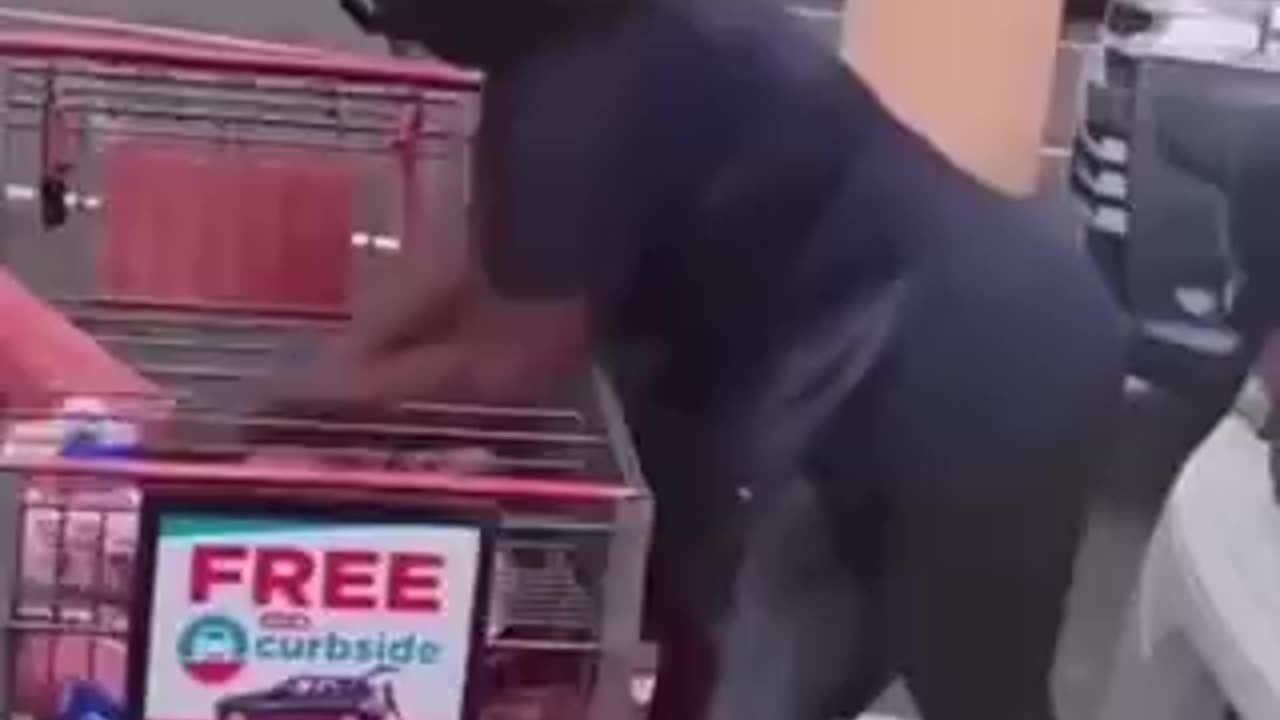 Shanequa Is having a BBQ this Weekend
