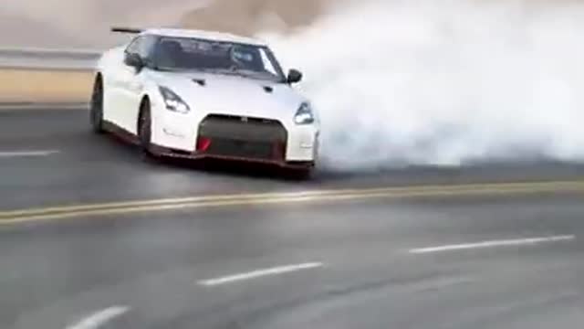 if you like racing games check the description👌 #fyp #viral #racing #drift #nissangtr