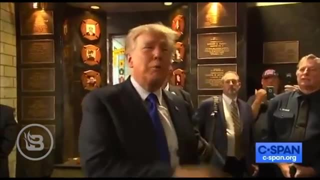 Donald Trump Walking Around, Unscripted