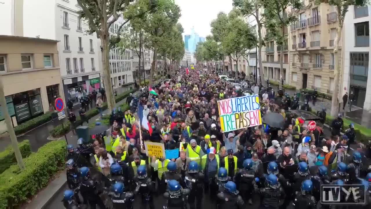 PARIS PROTEST COVID AUG 06