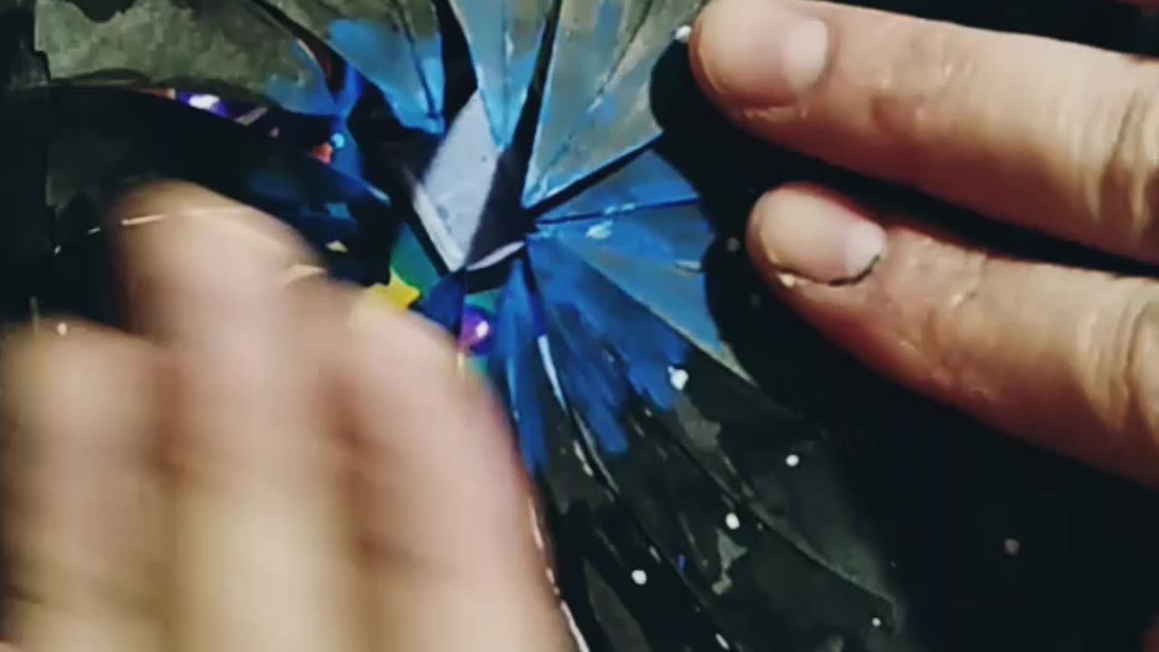 Portal a otra dimensión - arte con papel