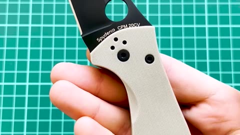 Spyderco Yojimbo 2 Tactical Wharncliffe with a DLT Exclusive 20CV Blade, DLC Coating and Tan G10