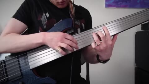 Charles Berthoud - Hotel California on FRETLESS BASS sounds UNREAL (Reupload)