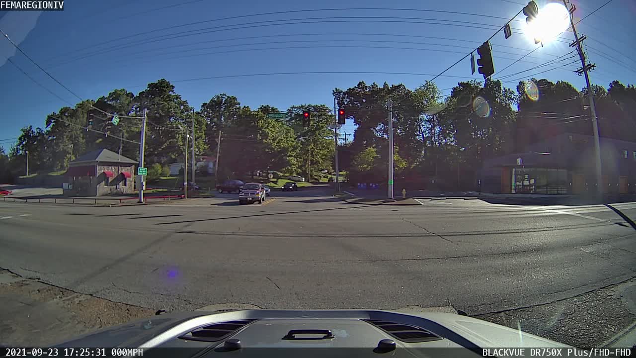 BlackVue 750x+ - He ran through the red light