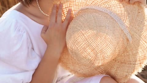 A women in white dress