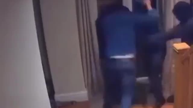 3 vs 1 house break in