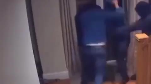 3 vs 1 house break in