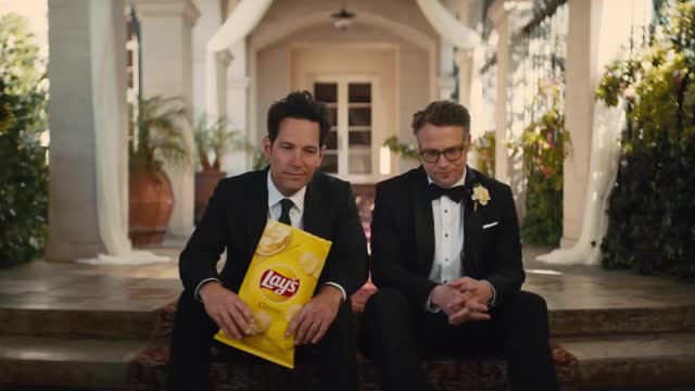 SuperBowlTV - Lay’s Super Bowl 2022 Commercial with Paul Rudd and Seth Rogen