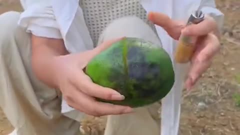 OMG😱whats this😱👩‍🌾 #fruit #asmr #satisfying #shorts avacado
