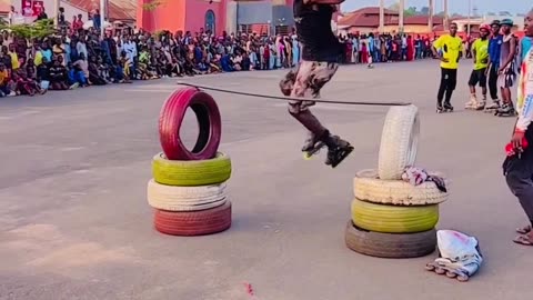 Rolling shoe