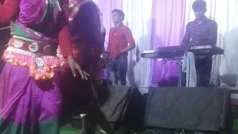 Popular jhumur dance