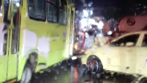 Accidente en Metrolínea en Floridablanca