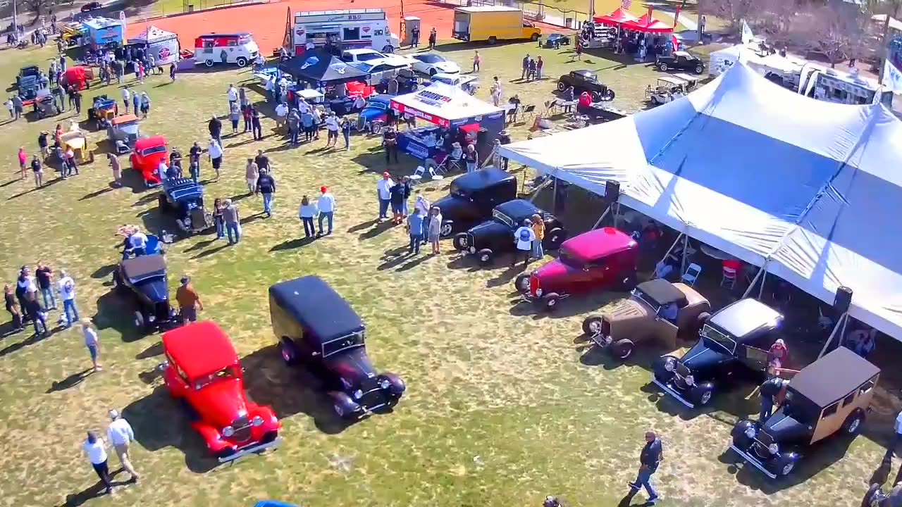 Lake Havasu Deuces car show 1