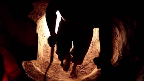 Dig To Build Underground Secret House and Swimming Pool
