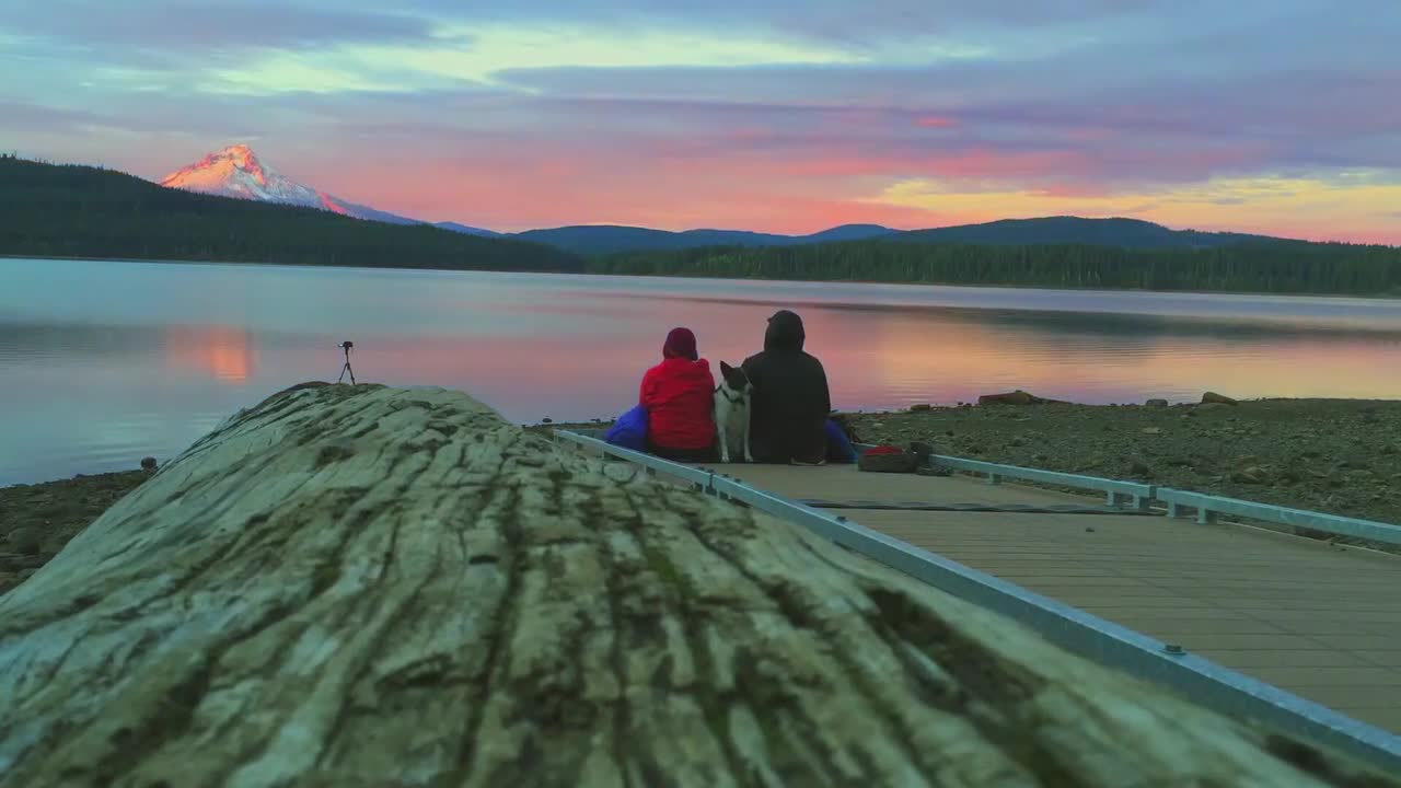 Sunset session accompanied by loved ones