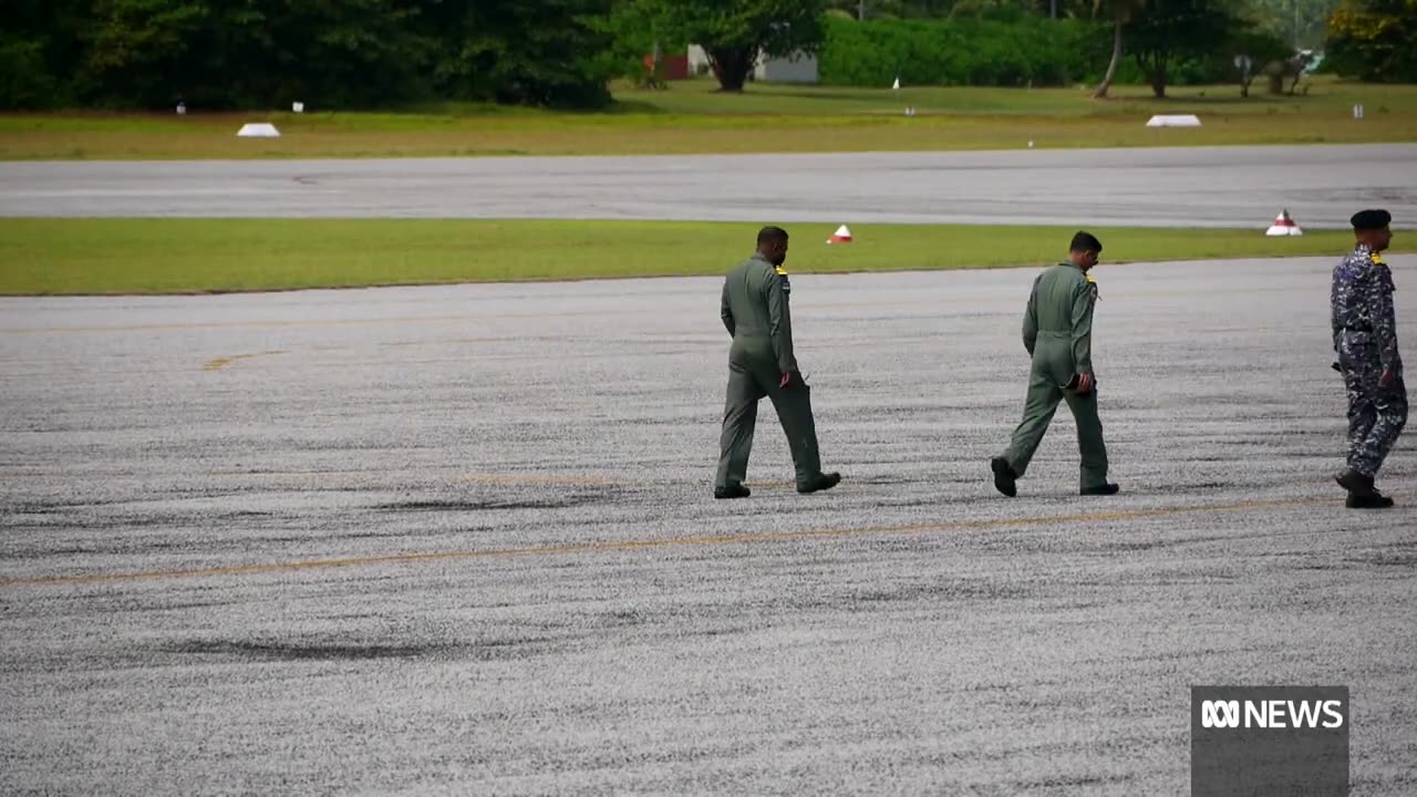 The Cocos Islands are eroding, but Defence is spending $500m on a runway | ABC News