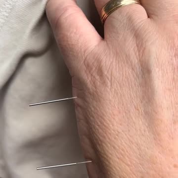 keep calm and needle on