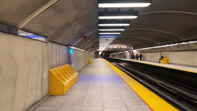 Cote St. Catherine Metro