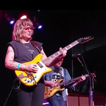 Brandy Zdan - LIVE @ Eastside Bowl (Short 2)