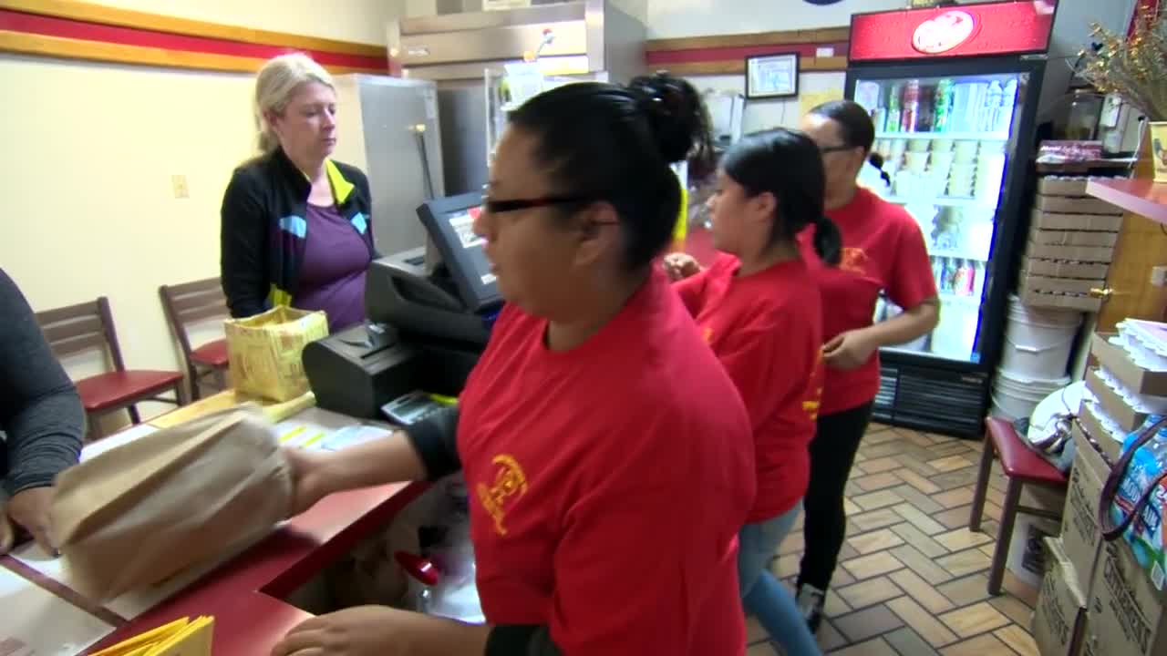 Chicago’s Best Fried Chicken: Evanston Chicken Shack