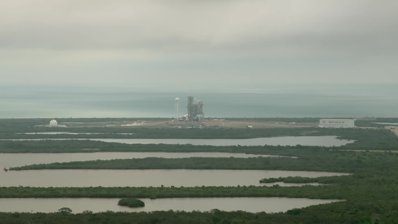 Liftoff in UHD of SpaceX Falcon 9 on CRS-10 Mission