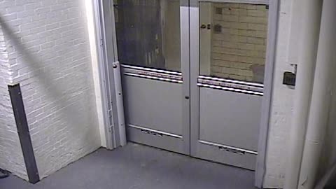5501LHOBBALoadingDockEast_2021-01-06_20h00min01s627ms.mp4