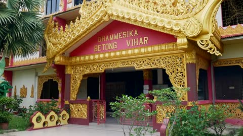 Dhammikarama Burmese Buddhist Temple - Penang