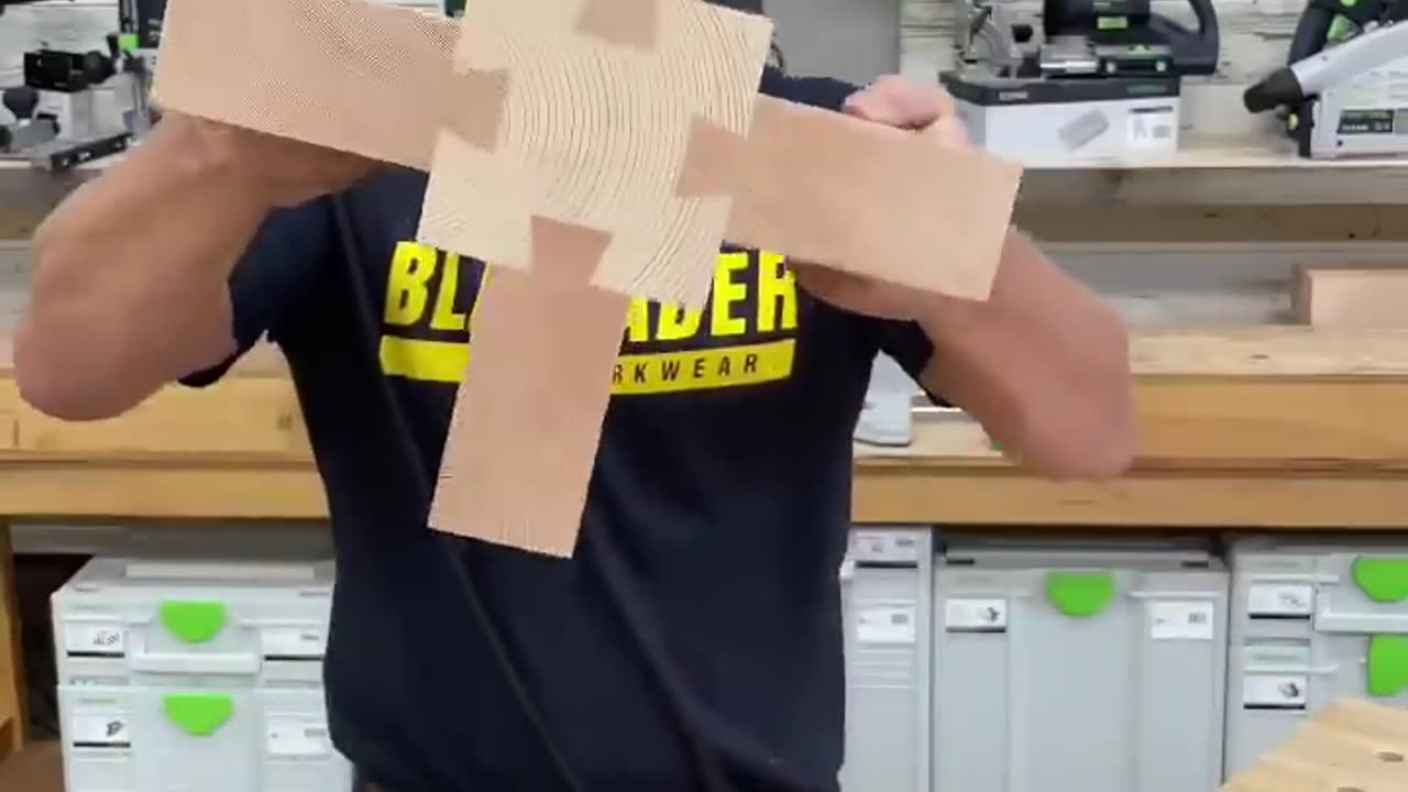 Learn How To Make Dovetail Joint Of Wood.