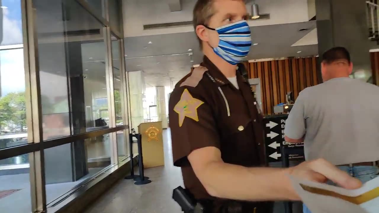 Captain with Sheriff's office hits guy in wheelchair to keep from being identified (It did not work)