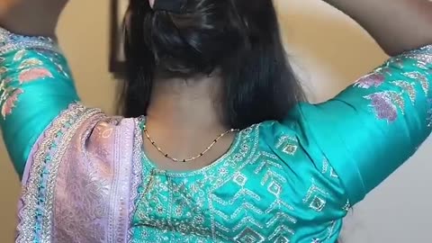 సెలబ్రిటీ BUN try చేద్దామా#shortsfeed #hairstyle #teluguvlogs #makeup #trending #viral #shortsviral