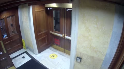 0181USCH01SouthDoorVestibule_2021-01-06_20h20min02s107ms.mp4
