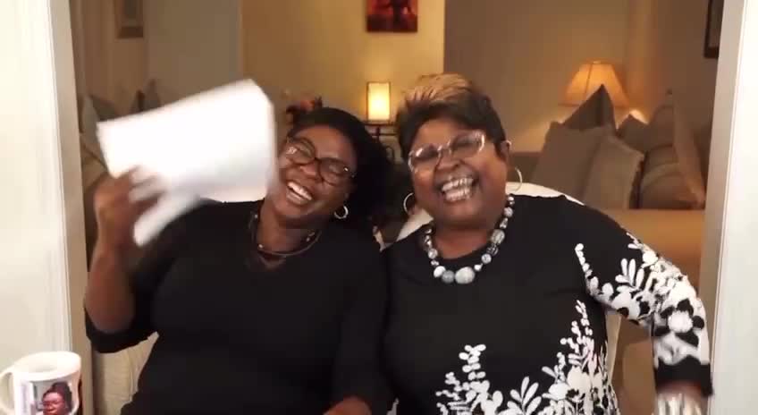 WANNA LAUGH???? WATCH!!!