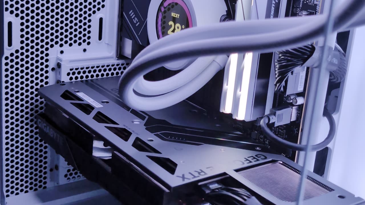 Ryzen 7800X3D, Gigabyte 4090, NZXT H6 Flow RGB White For Sale!