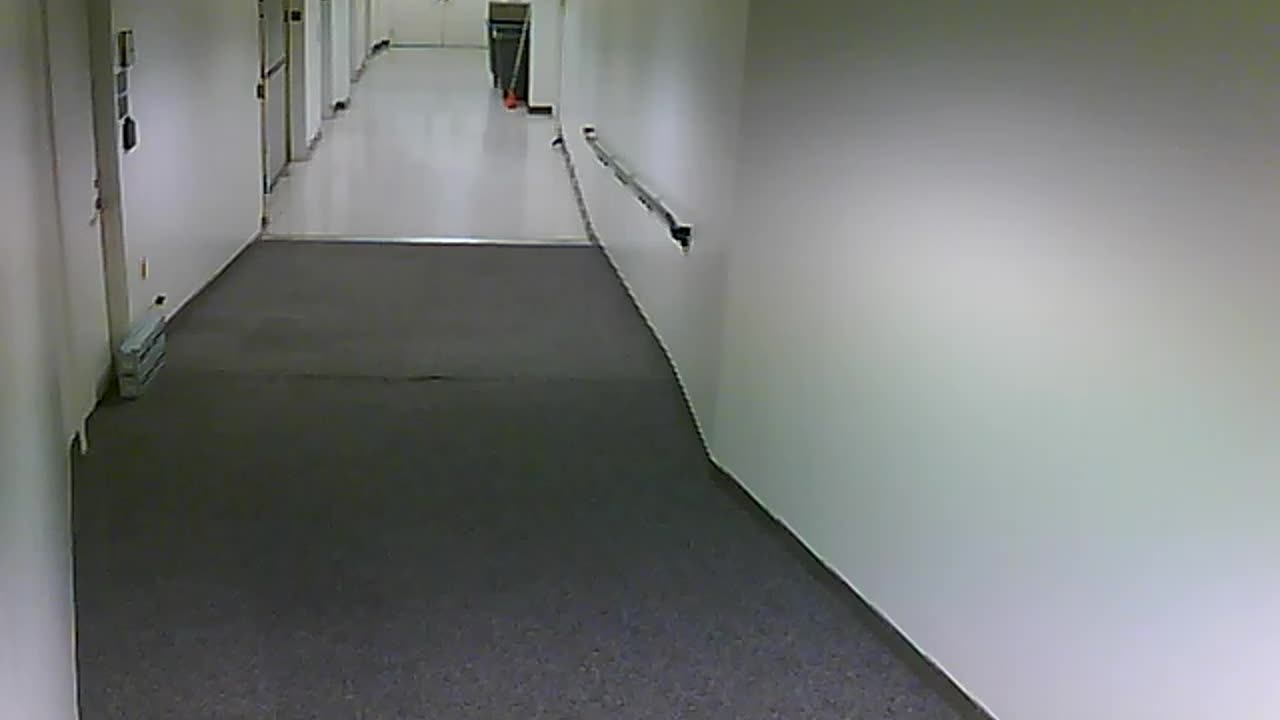 3901PSQB06FreightLobbyFront_2021-01-05_16h25min08s533ms.mp4