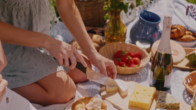 Cutting fruit for Drinks