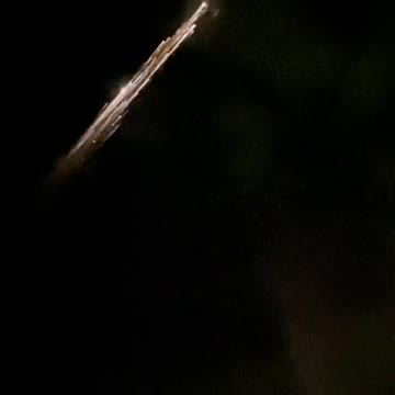 Crazy meteor break up over town