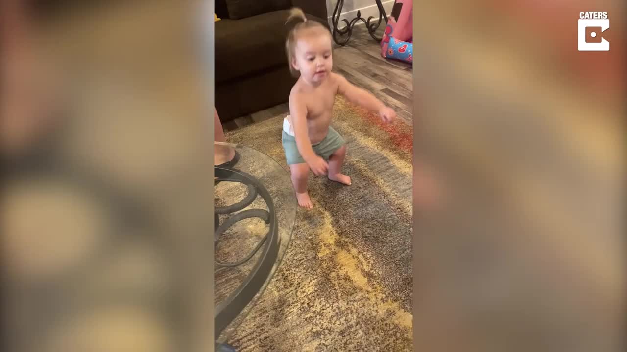 Dad and daughter have adorable dance off