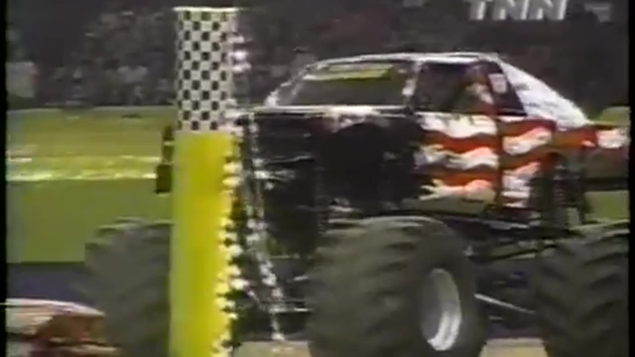 TNN's Motor Madness Monster Jam - 2000 - Anaheim, CA - Freestyle