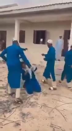 Hat man uns nicht erklärt, dass der Islam die „Religion des Friedens“ ist?