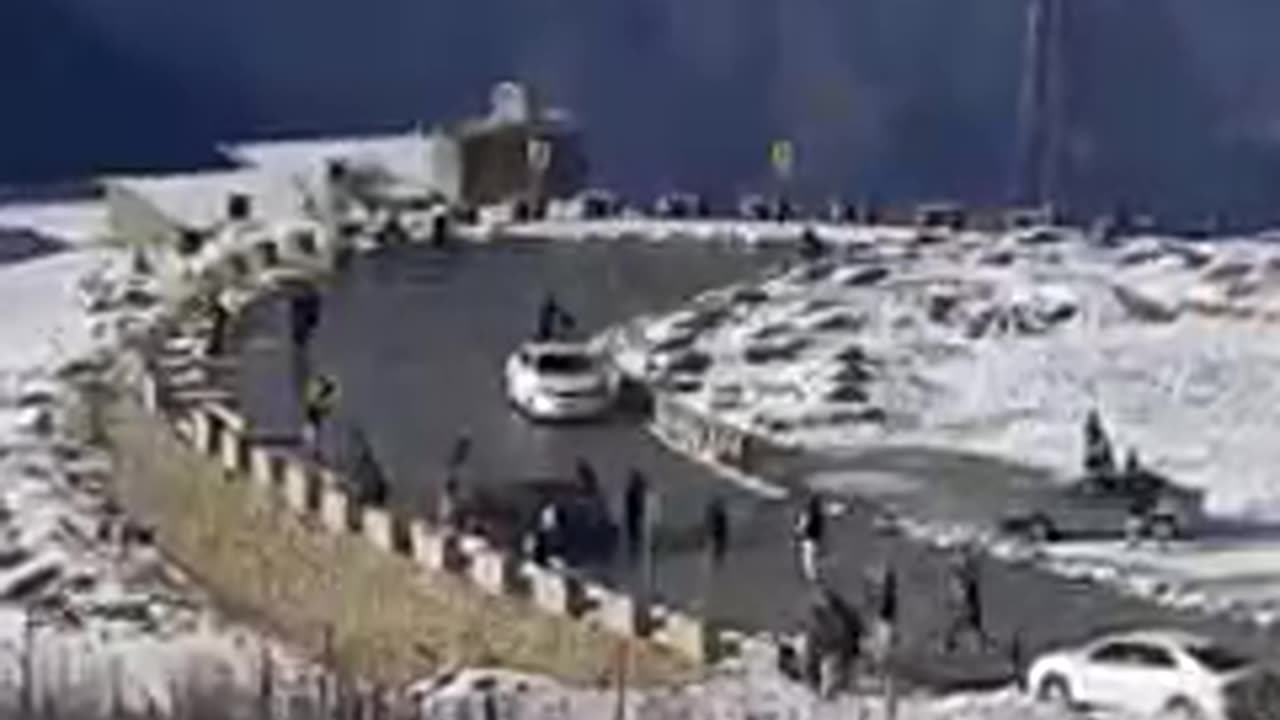 Snow fall in malamjabba swat