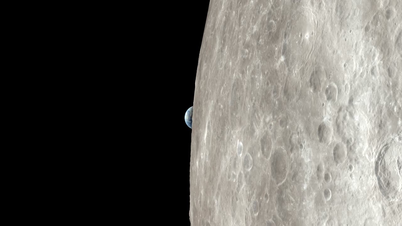 Appolo 13 - Views of the Moon