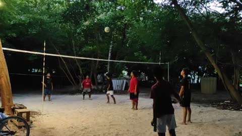 Footyvolley anyone?