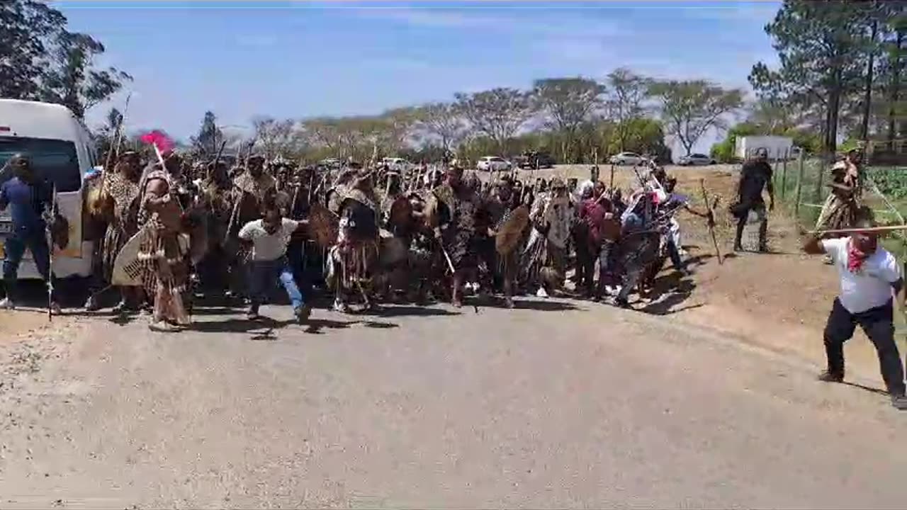 Buthelezi clan regiments conduct a rehearsal inside KwaPhindangene