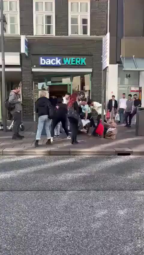 Clashes between Arab immigrants in Germany.