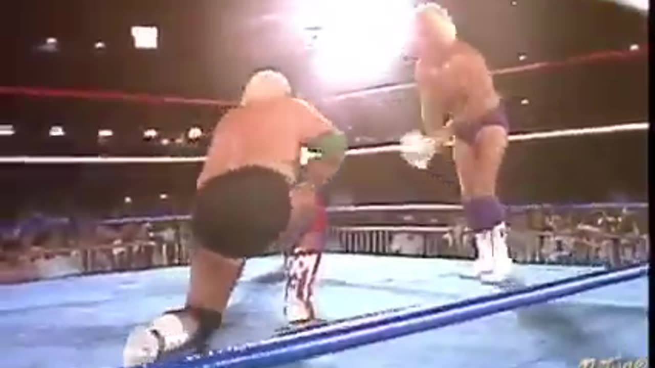 DUSTY RHODES VS RIC FLAIR