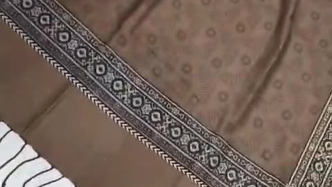 Winter Shawl Price 1500/-